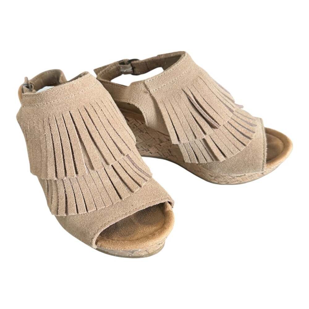 Minnetonka Ashley Taupe Suede Fringe Espadrille Wedge Sandals